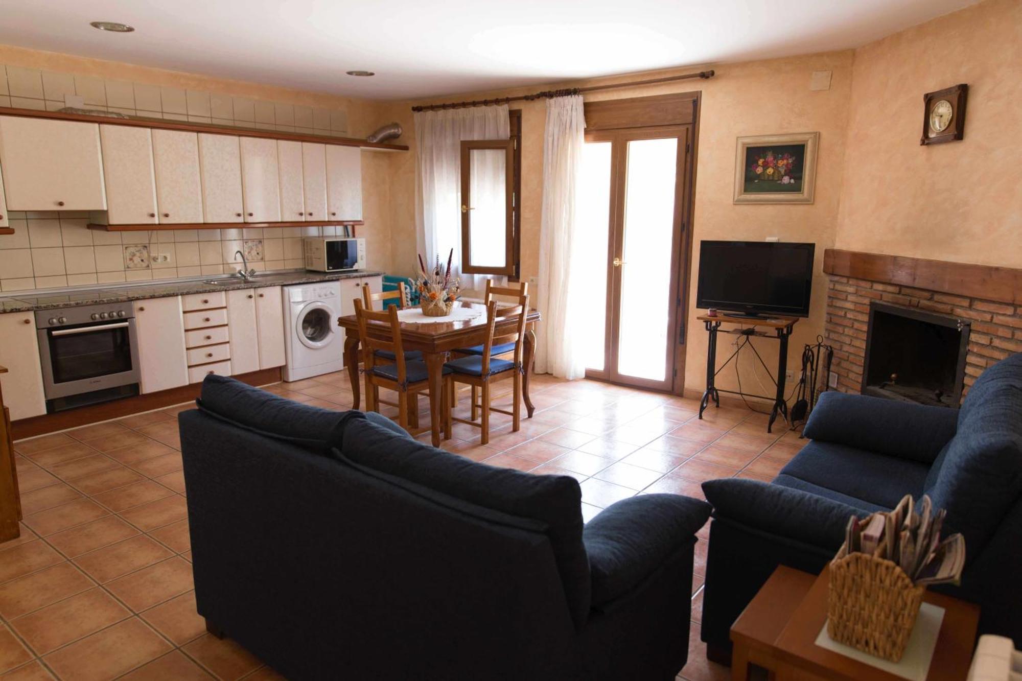 Apartamentos Casa Lola Rodeados De Montanas Y Rios เบเซย์เต ห้อง รูปภาพ